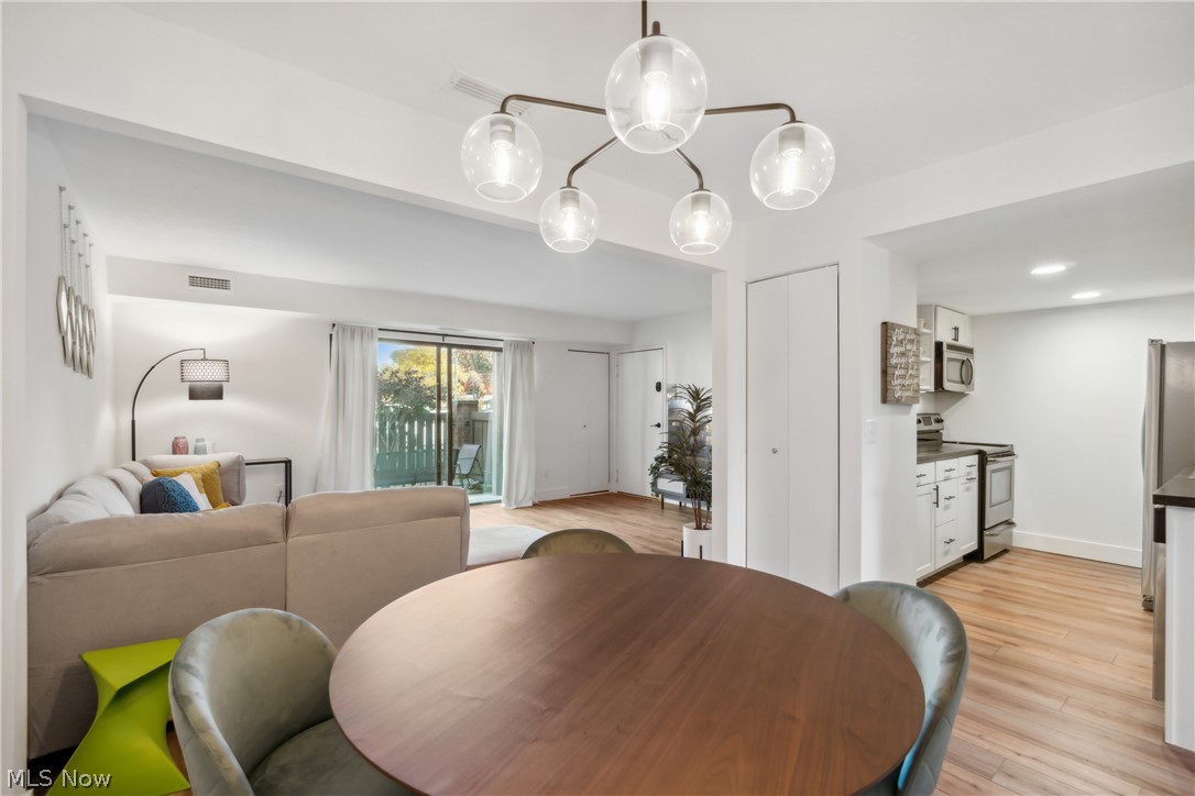 11045 Lake Avenue 18