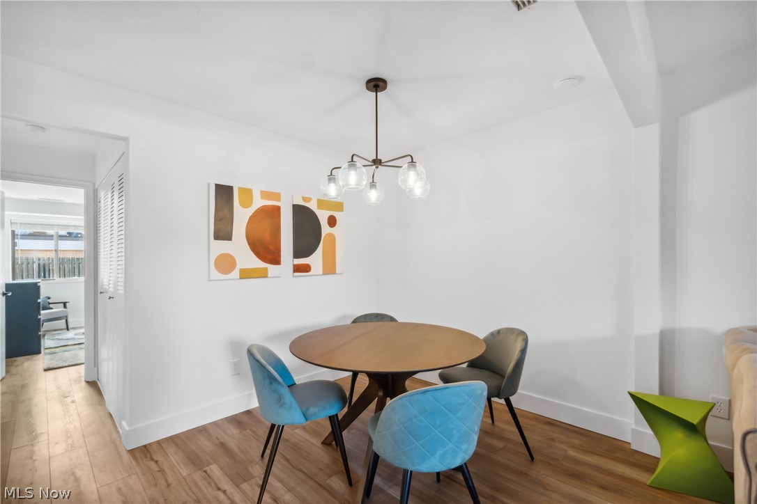 11045 Lake Avenue 18