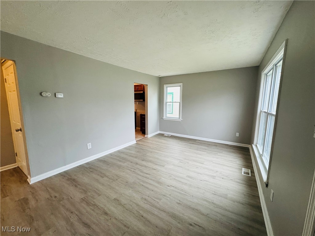 12112 Carrington Avenue, Cleveland, Ohio image 4