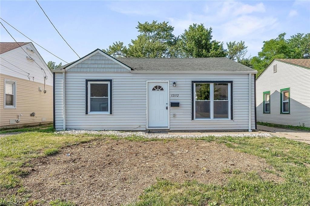 12112 Carrington Avenue, Cleveland, Ohio image 1