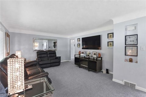 Tiny photo for 6483 Fernhurst Avenue, Parma Heights, OH 44130 (MLS # 5210434)