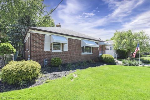 Tiny photo for 6483 Fernhurst Avenue, Parma Heights, OH 44130 (MLS # 5210434)