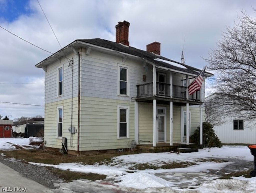 Photo of 23 N State Street, Frazeysburg, OH 43822 (MLS # 5193921)