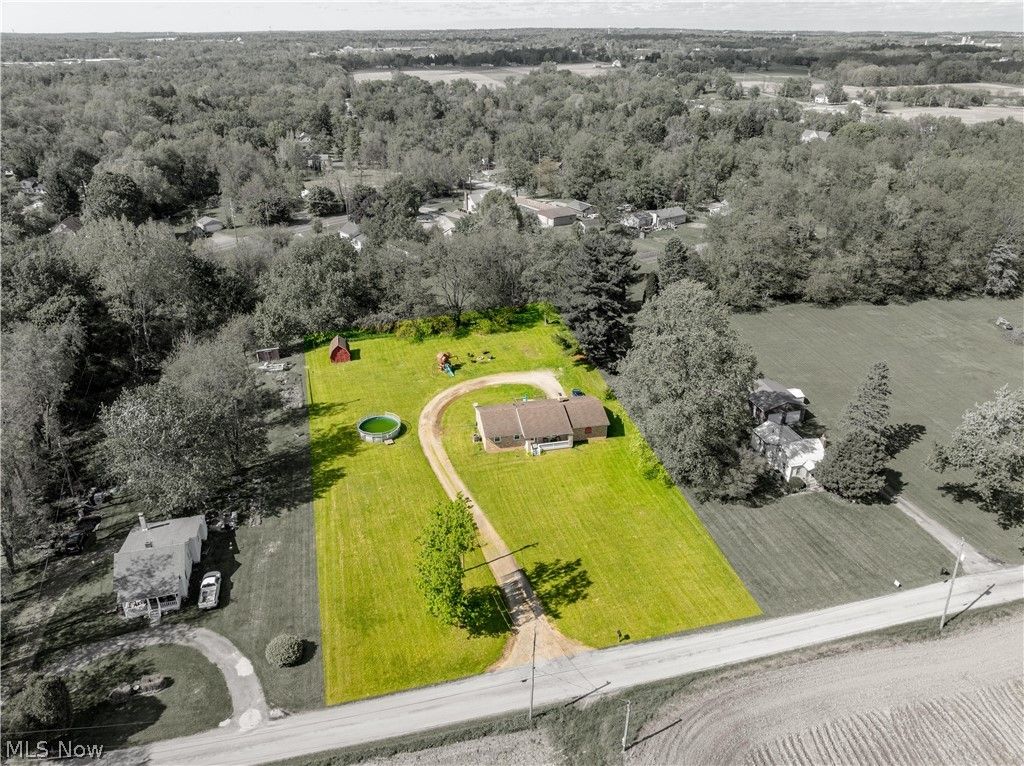 Photo of 5201 12th Street NE, East Canton, OH 44730 (MLS # 5197101)