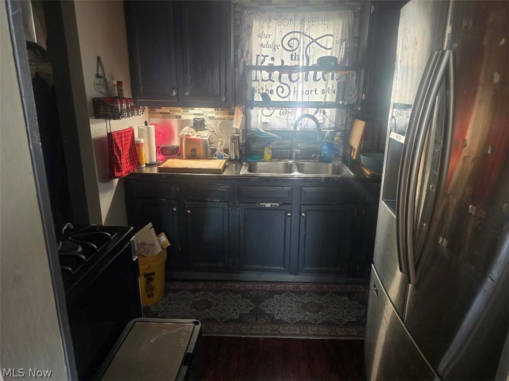 Elworthy-Holwick Companys Residence - Residential