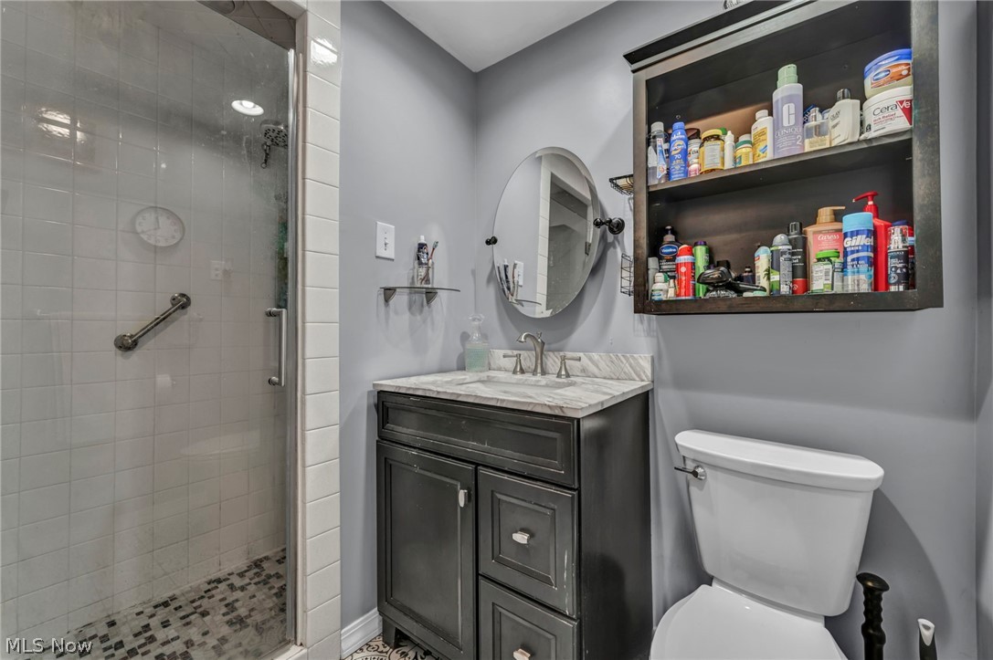 Marine Towers East Condo - Residential