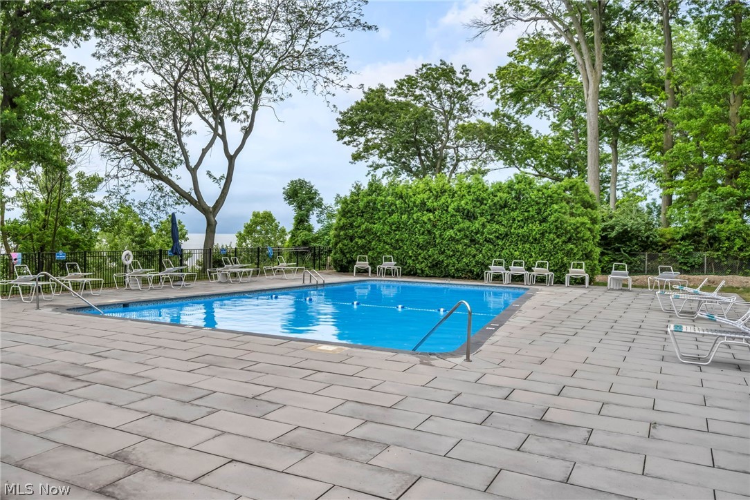 Marine Towers East Condo - Residential