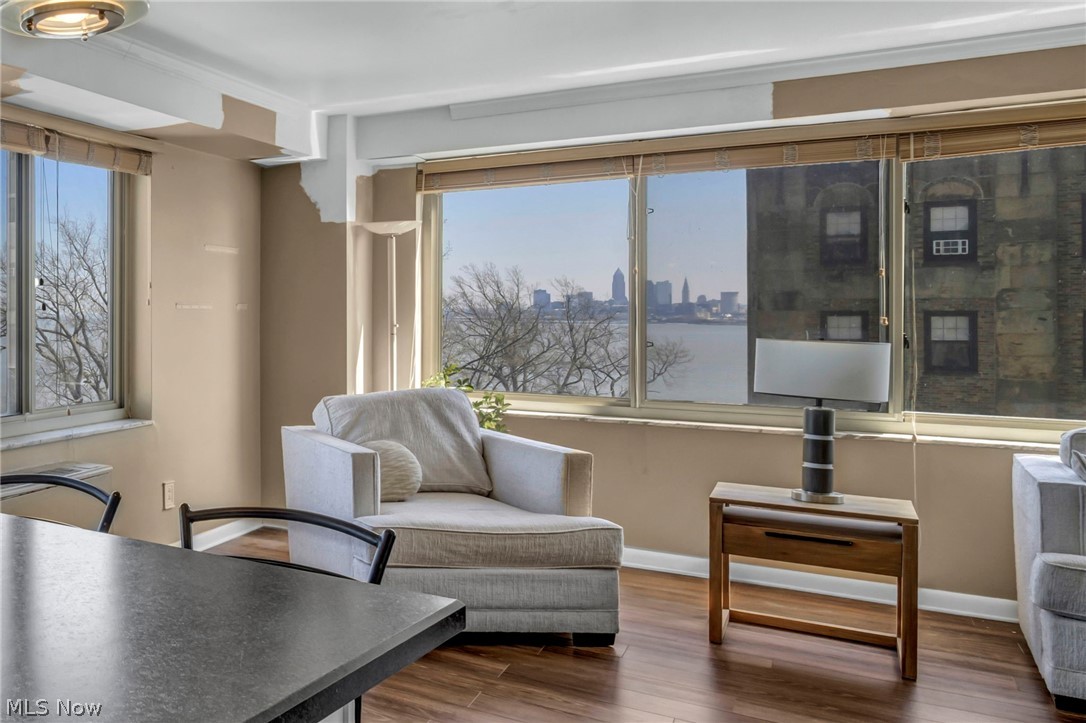 Marine Towers East Condo - Residential