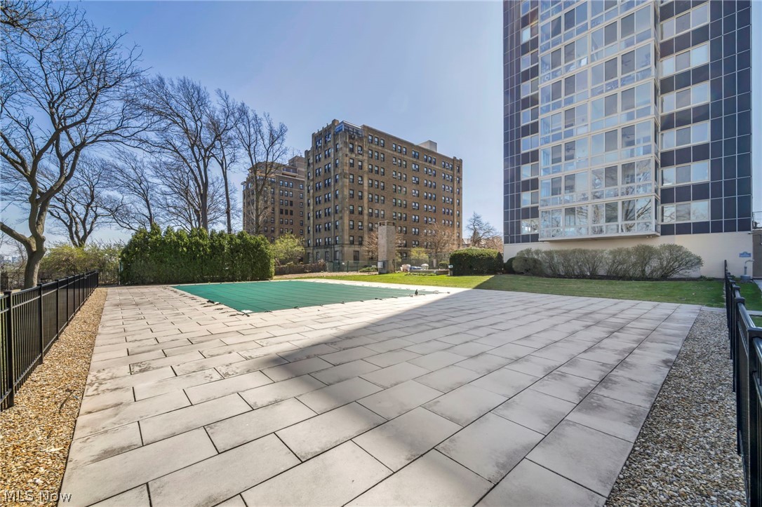 Marine Towers East Condo - Residential