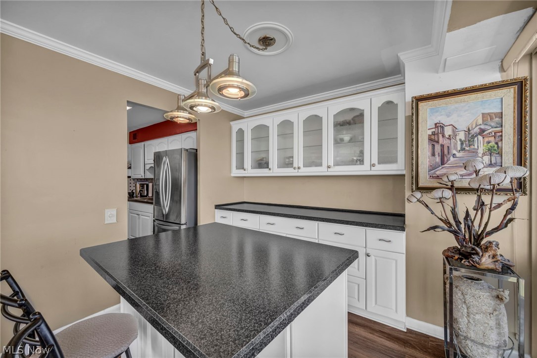 Marine Towers East Condo - Residential