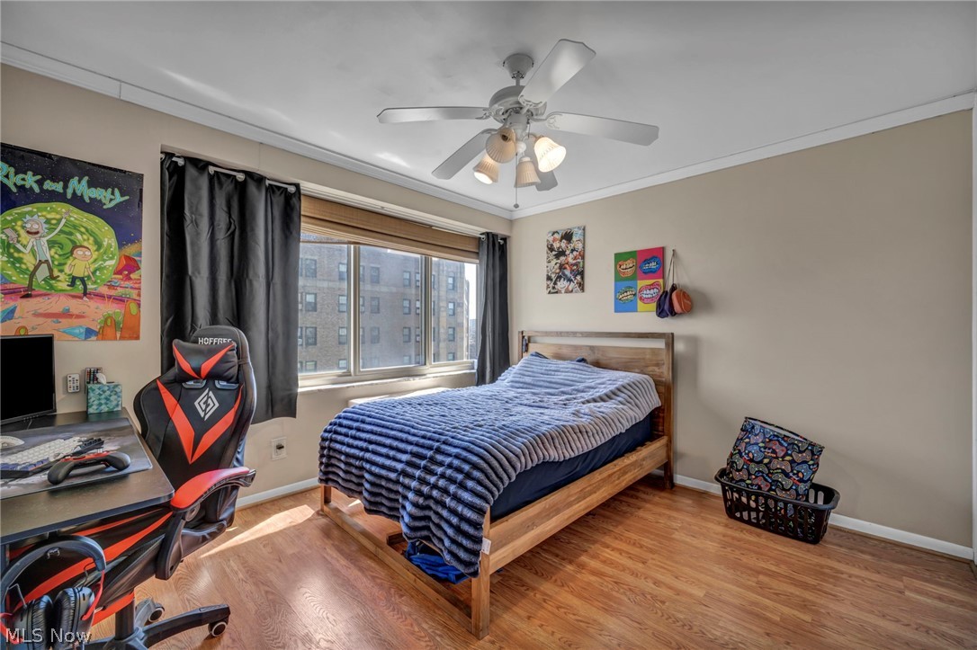 Marine Towers East Condo - Residential