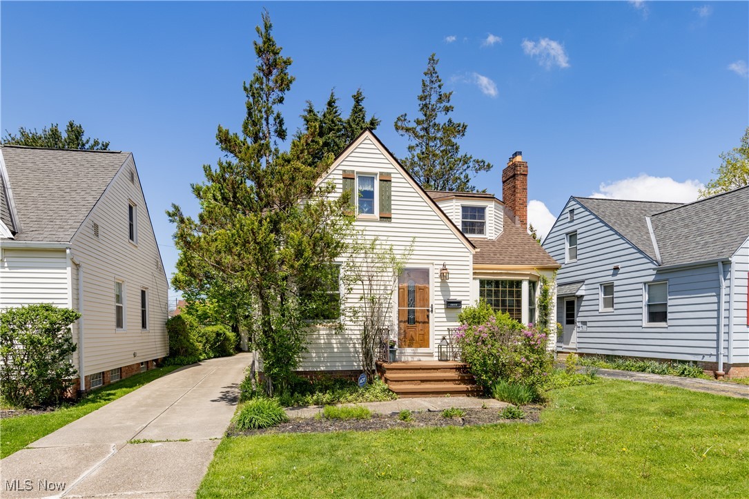 A Fantastic Find! This captivating home will delight and excite you from the moment you walk in. It’s simply the
perfect combination of an updated, open look with the comfortable feel, characteristic to the 1950’s era. Features that
make this outstanding Cap Cod home with 3 bedrooms extra special— Starting with the beautiful perennial gardens that
bloom from May through the fall with an array of colors throughout the season, and a patio to enjoy the warm weather
season. The kitchen hasn’t just been updated, it’s been renovated by removing the wall from the kitchen to living room to
expand it and install a breakfast bar, and giving you an updated and open layout. You’ll find gleaming hardwood
throughout the home. Walk into the charming double entry foyer into the warm and inviting living room where you’ll find
the fireplace has been converted to gas with gas logs. Other improvements include replaced roof and siding on the house
and garage, and most windows, doors, furnace, hot water tank, and updated the bathroom. This home is meant to fall in
love with. Homes in this great of shape have been selling fast, come see it today.