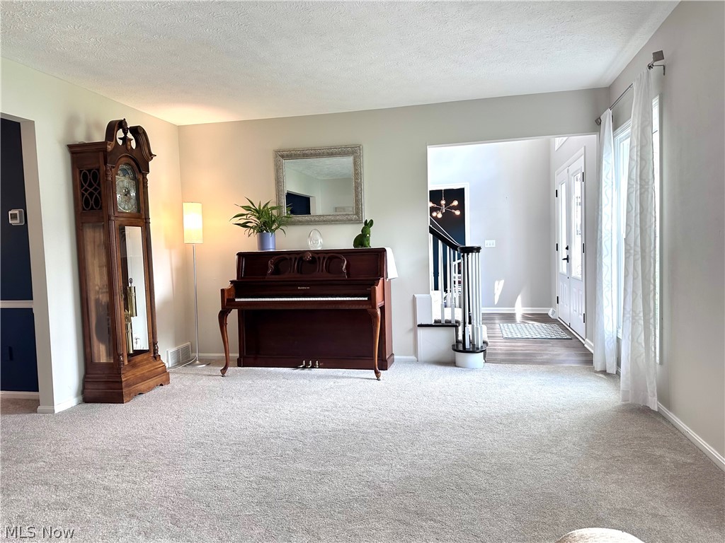 28402 Farrs Garden Path