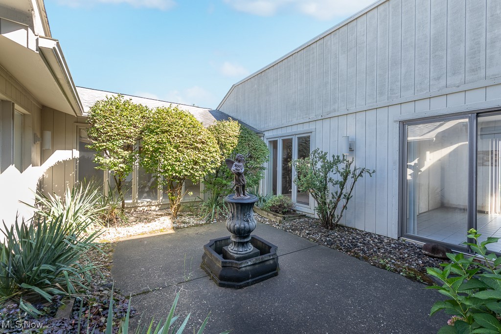 22300 Rock Creek Circle