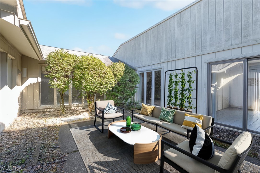 22300 Rock Creek Circle