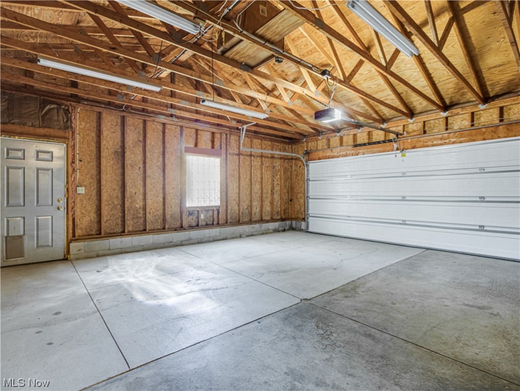 Barberton Realty Cos West Side - Residential