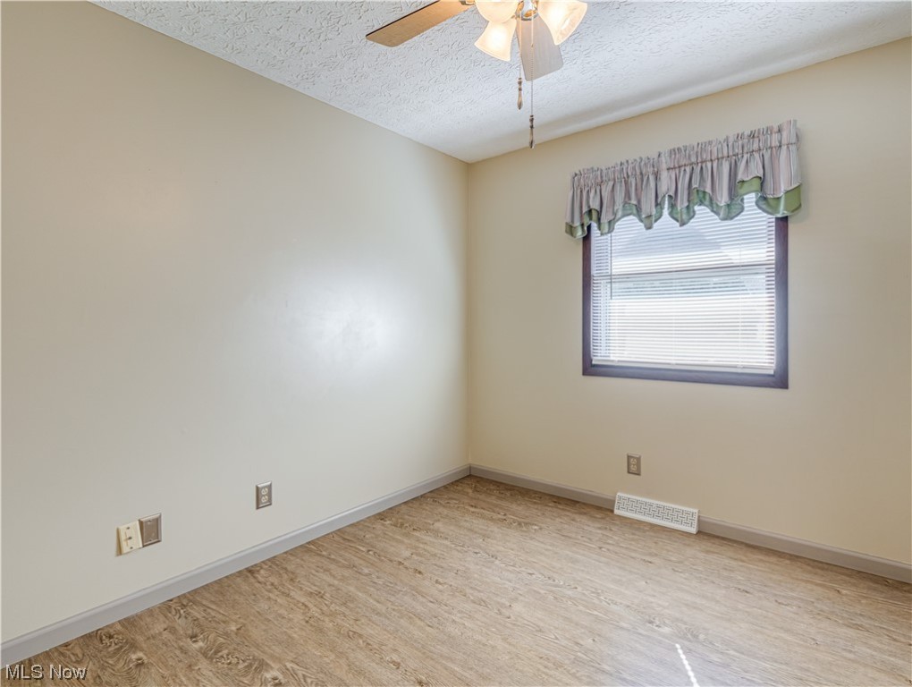 Barberton Realty Cos West Side - Residential