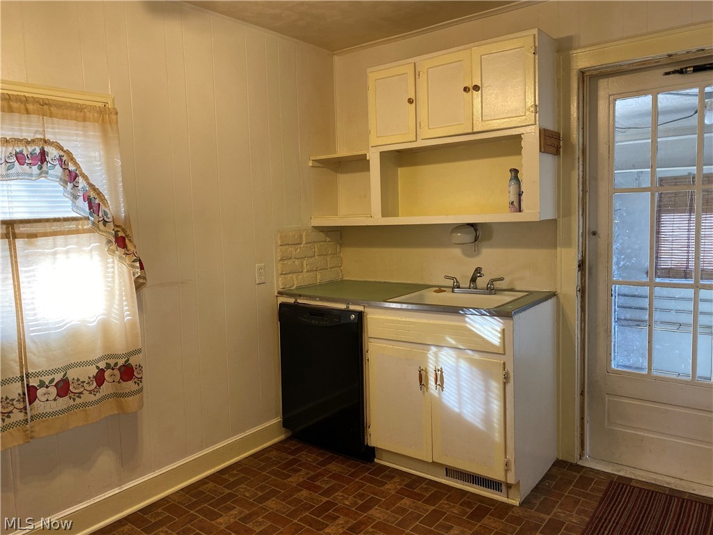 Shore Acres - Residential