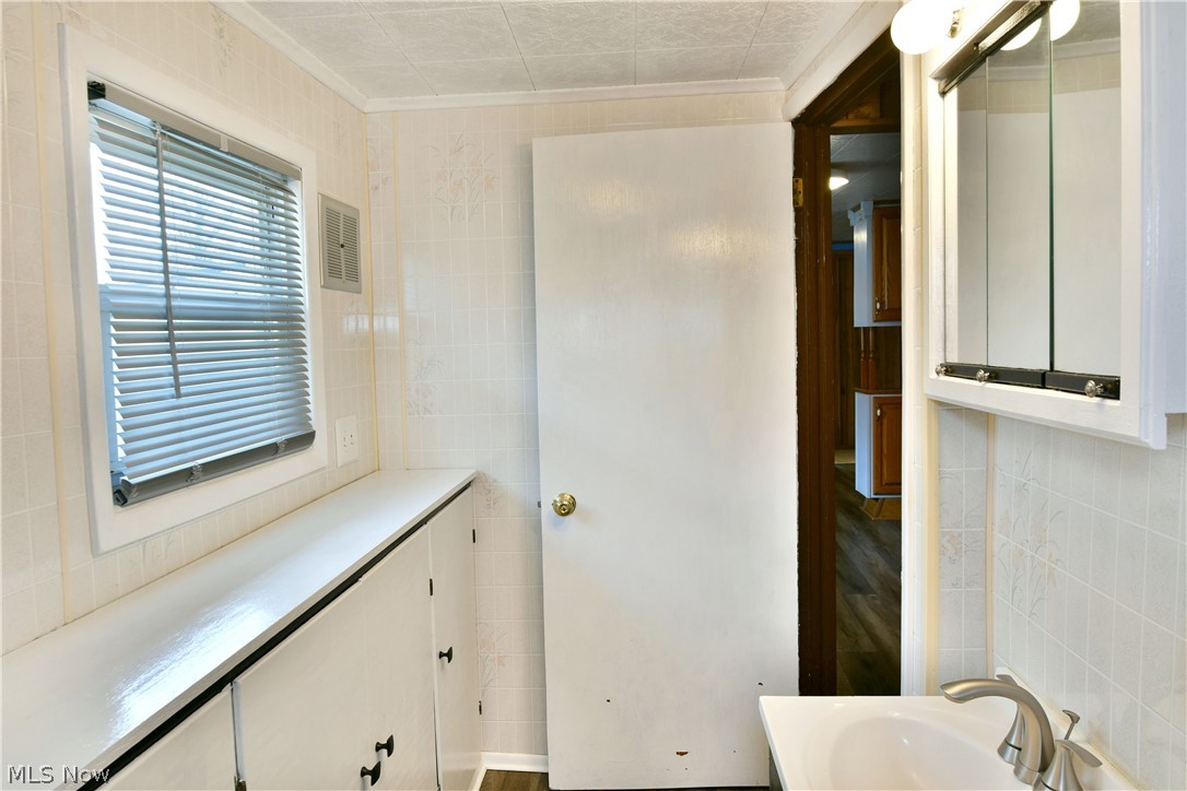 Coral Rdg Homes - Residential