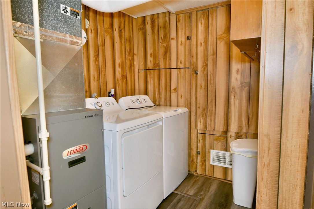 Coral Rdg Homes - Residential