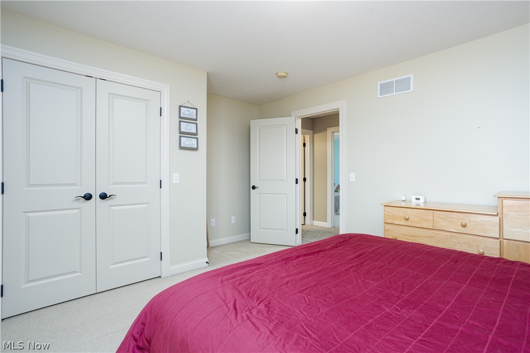 Arbor Lakes - Residential