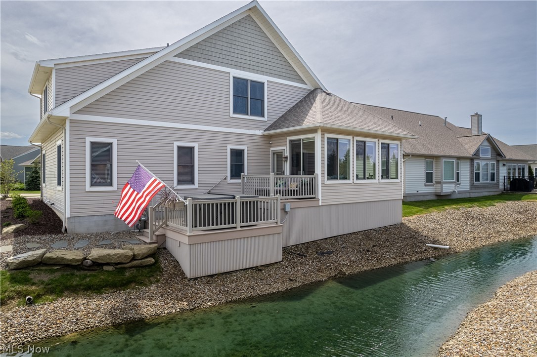 Arbor Lakes - Residential