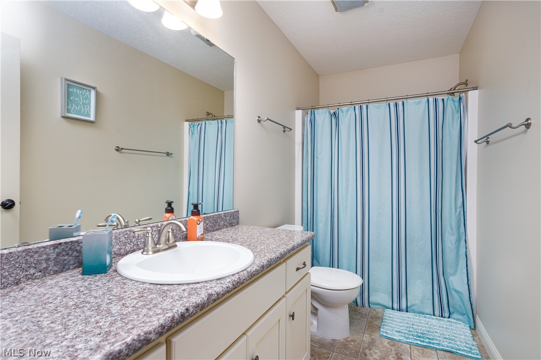 Arbor Lakes - Residential