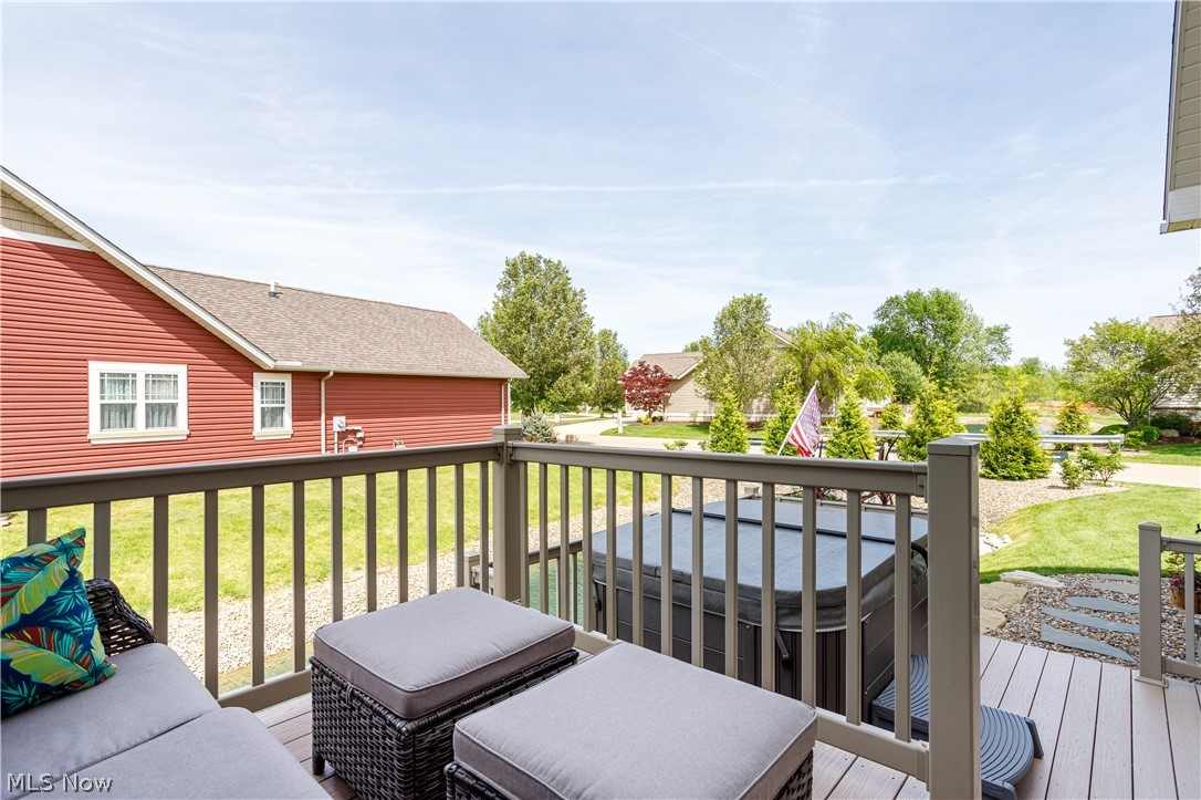 Arbor Lakes - Residential