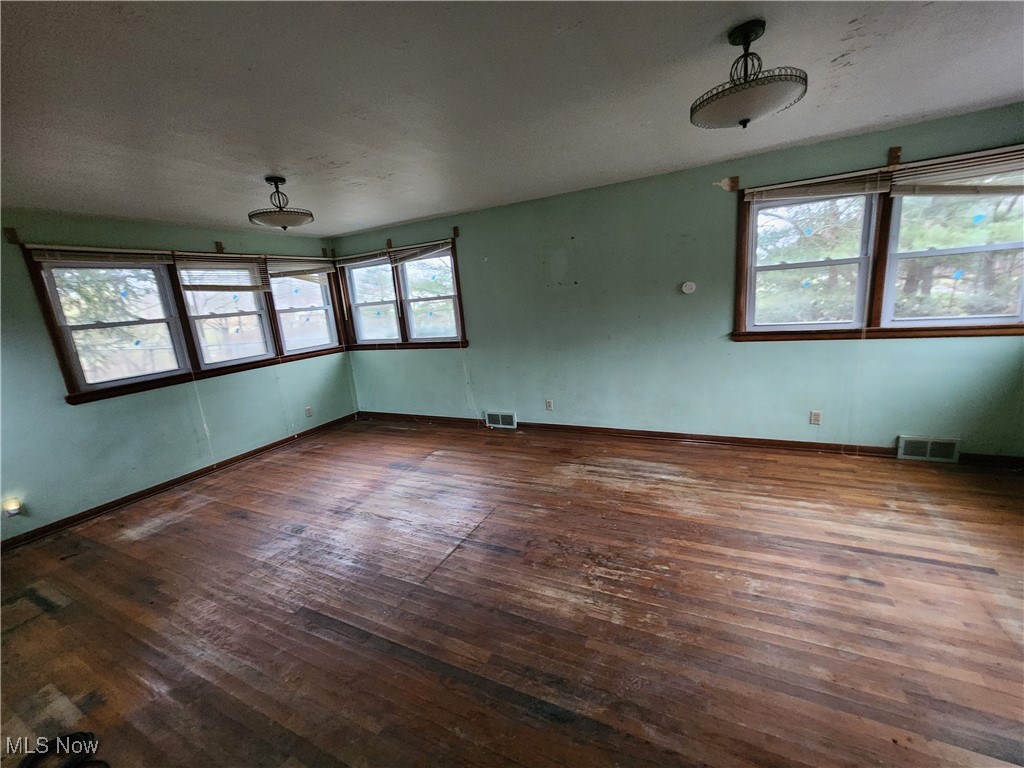 Mary Evans 2 - Residential