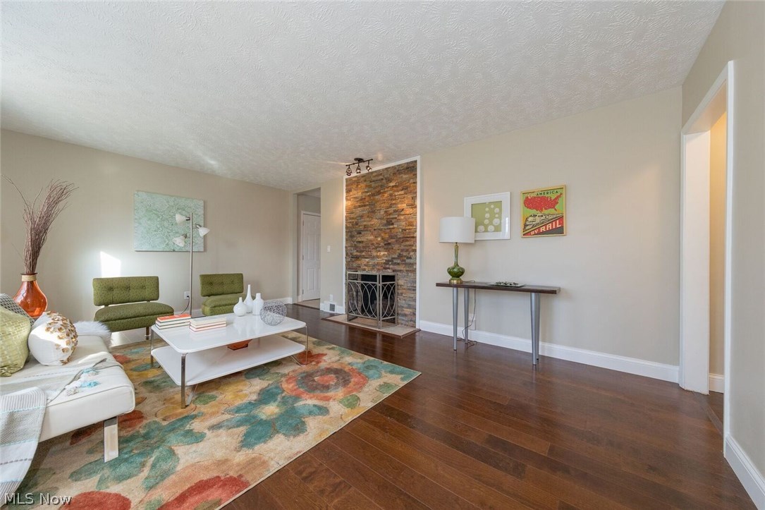 Woodmere - Residential