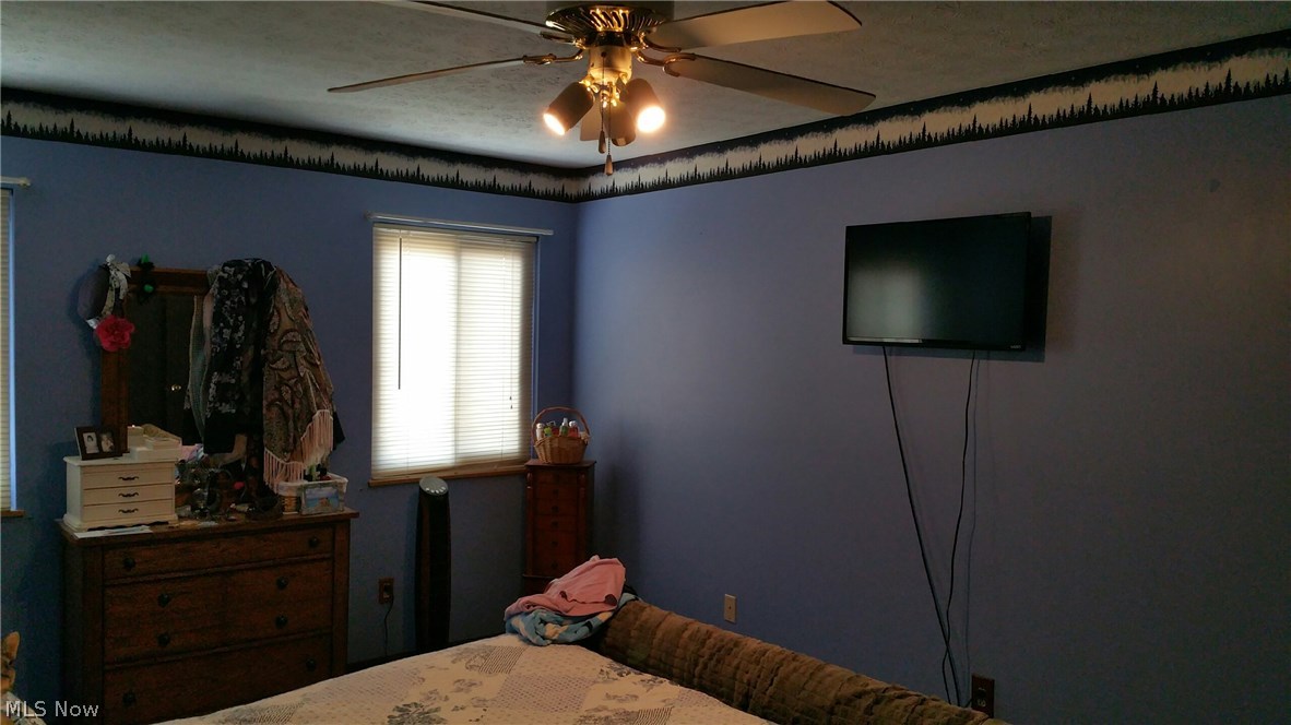 Kings Court Condo - Residential