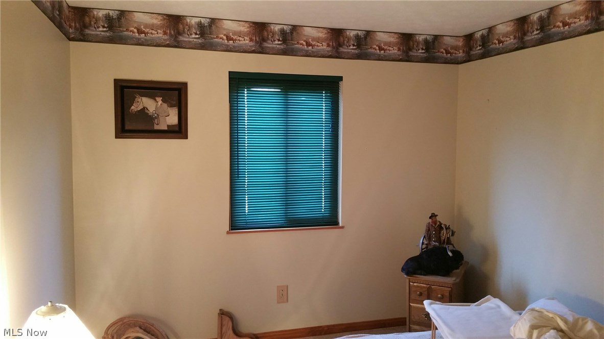 Kings Court Condo - Residential