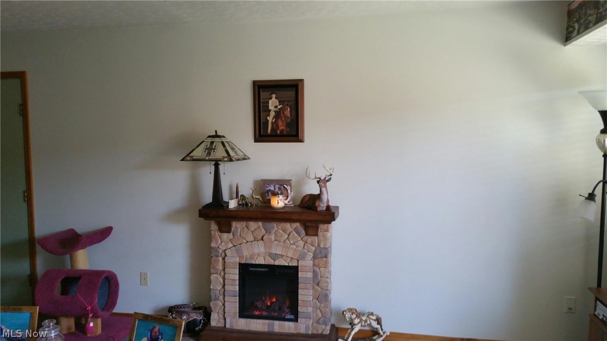 Kings Court Condo - Residential