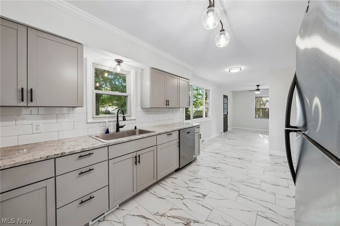 1155 Bell Court