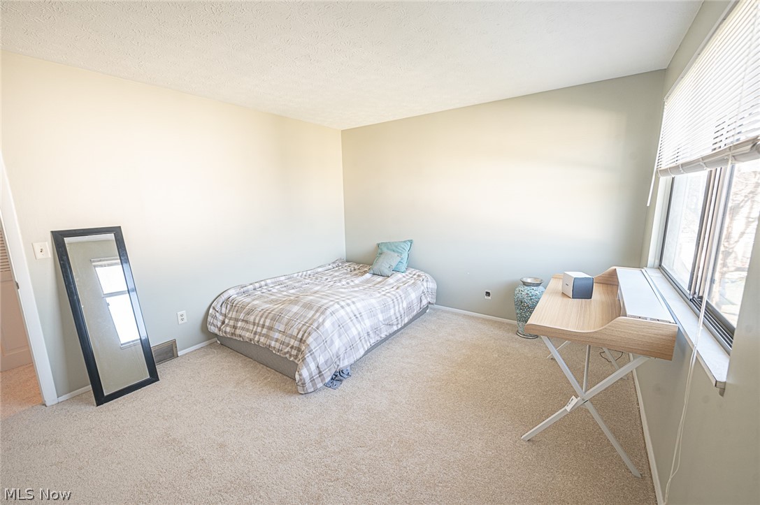 Big Turtle 02 Condo 01 - Residential