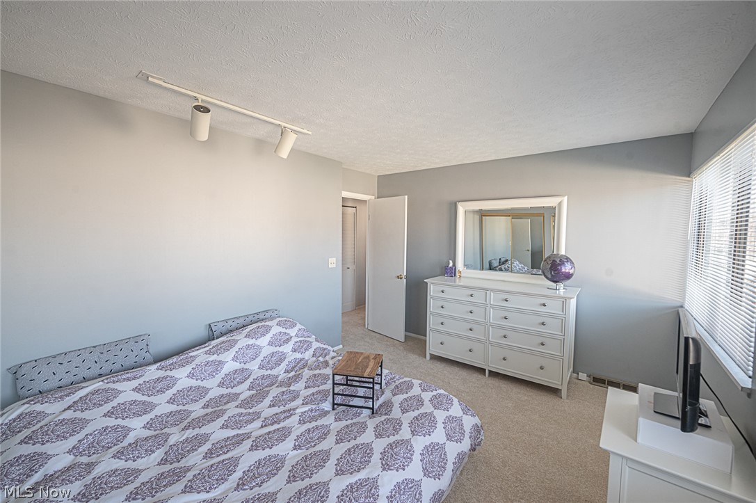 Big Turtle 02 Condo 01 - Residential