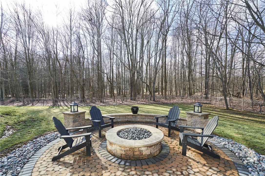 Sharon, Ohio 44281, United States, 4 Bedrooms Bedrooms, ,4 BathroomsBathrooms,Residential,Active,84096