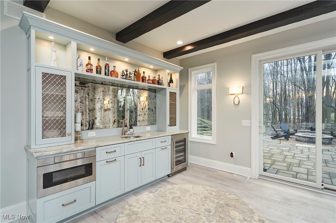 Sharon, Ohio 44281, United States, 4 Bedrooms Bedrooms, ,4 BathroomsBathrooms,Residential,Active,84096