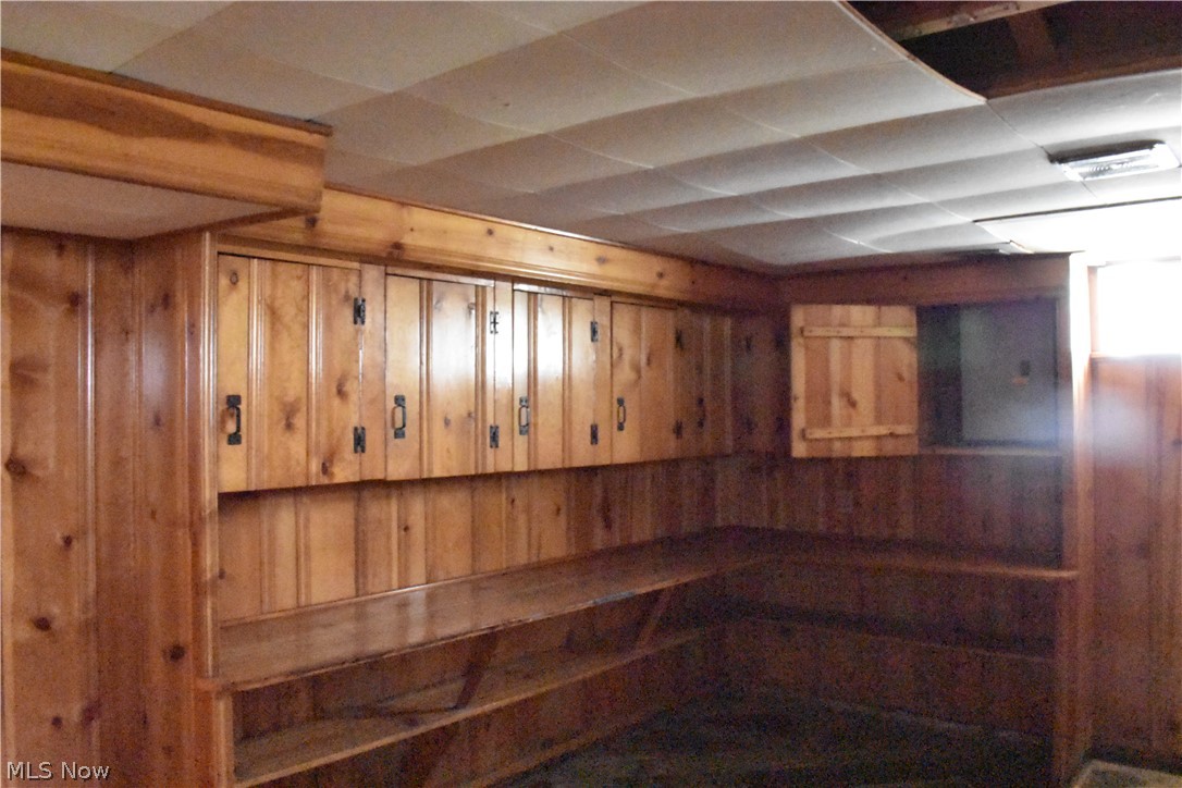 Colonial Village - Residential