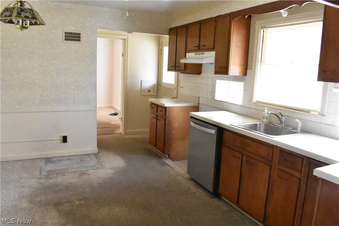 Colonial Village - Residential