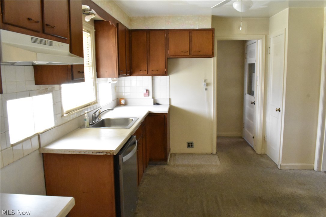 Colonial Village - Residential