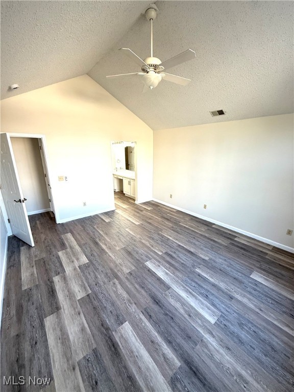 Villas At Trotters Chase - Residential