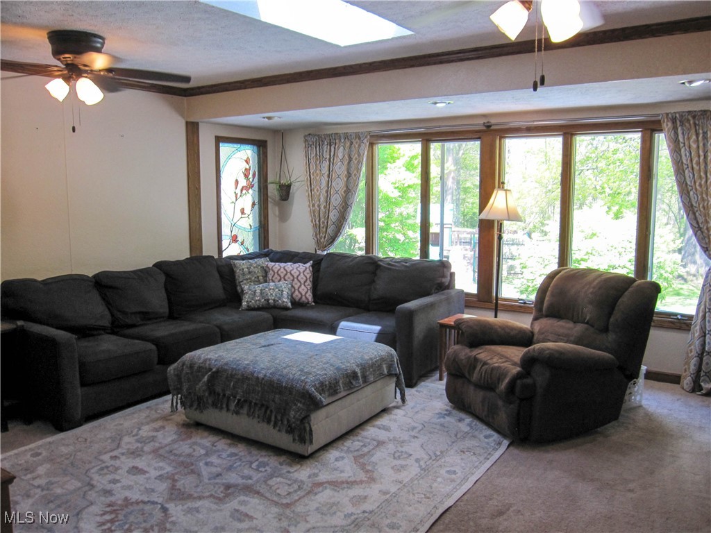 2102 Mayflower Avenue, Massillon, Ohio image 2