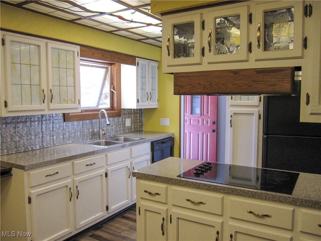 2102 Mayflower Avenue, Massillon, Ohio image 3