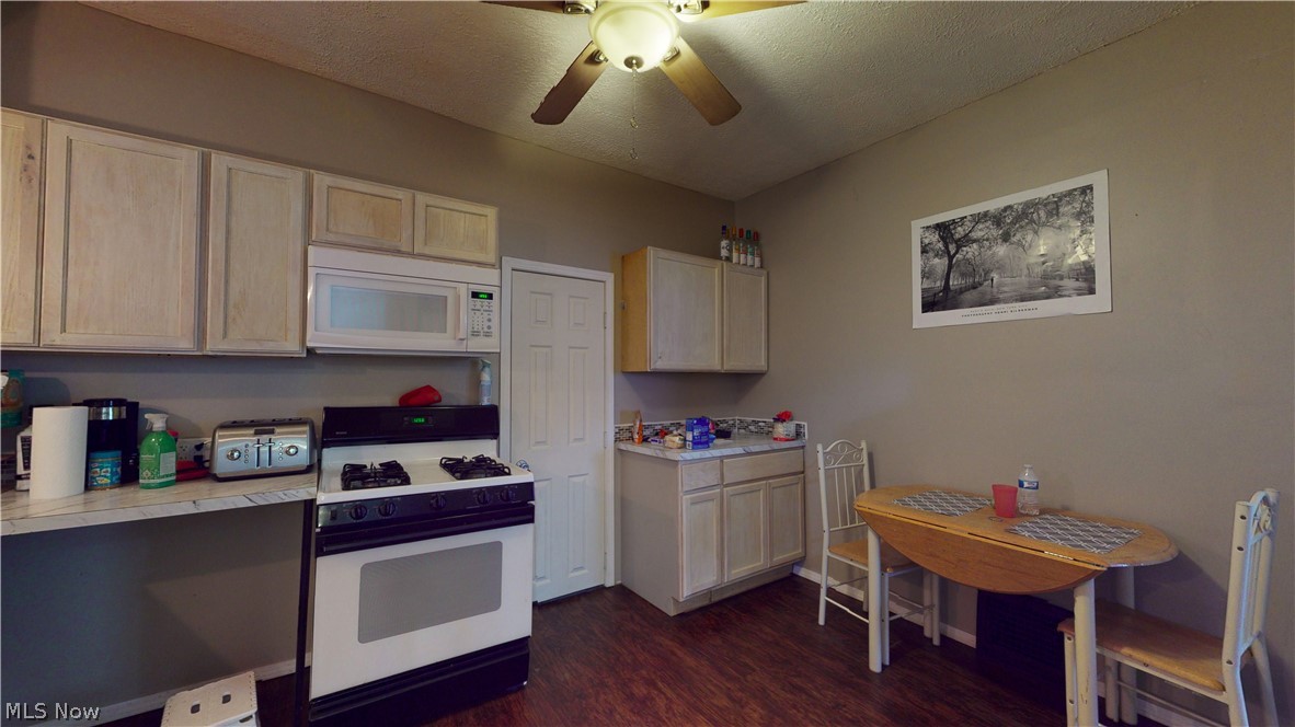 Hart & Summers - Residential Income