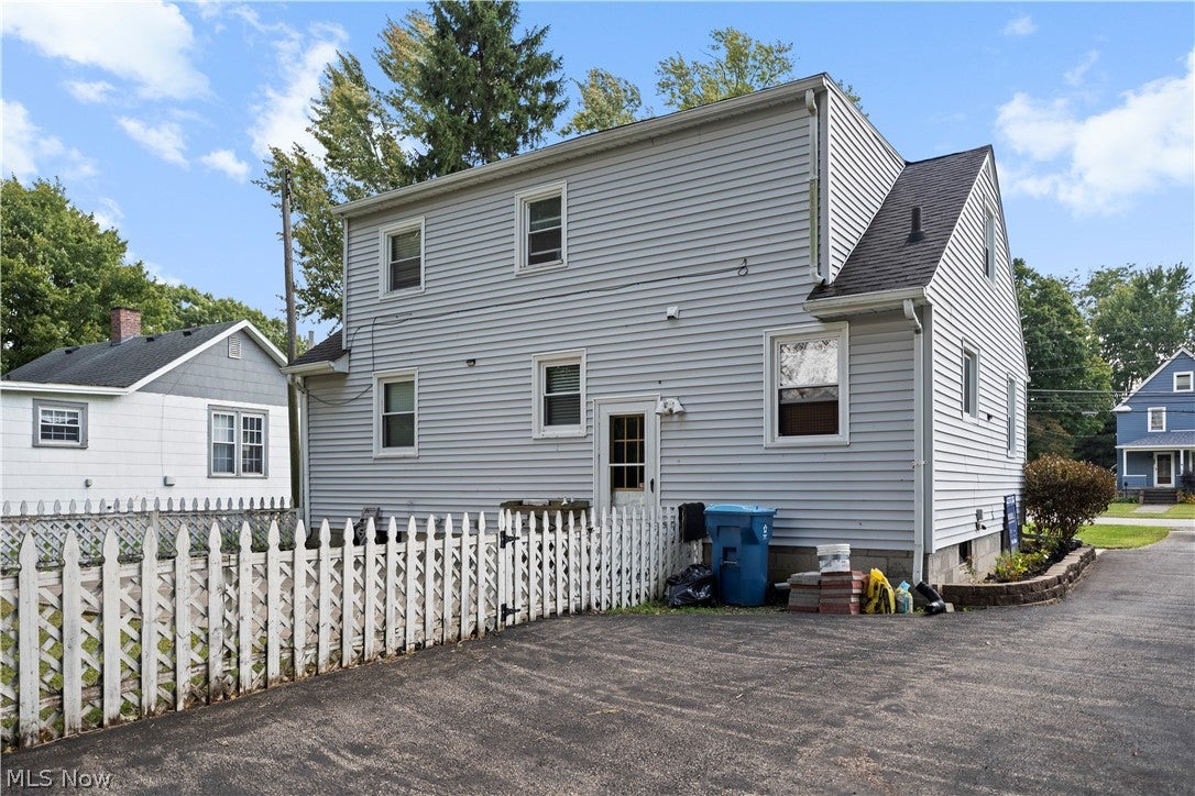 154 E Main Street