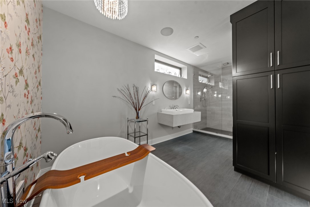 Quattro - Residential