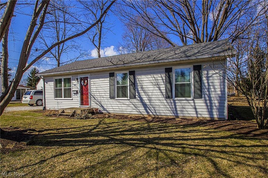 Great Ranch with a convenient location! This house is pristine and clean, well cared for, bright and has lovely neutral decor! Updates in the past 10 years include: Roof, appliances, French doors, and windows. Very well layed out, this house is more spacious than it appears. Newer home for this area, it was built in 1993. Full basement with plenty of space for storage and laundry. Call Today for a Showing!!