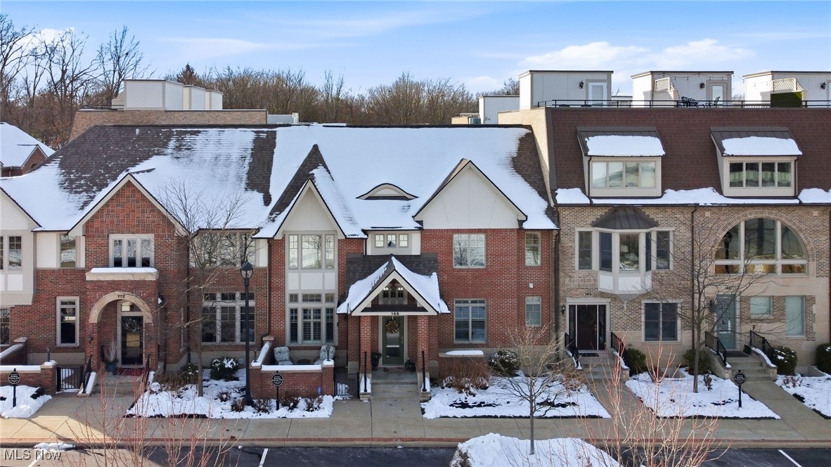 Westhampton/Crocker Park Ph Xvi - Residential