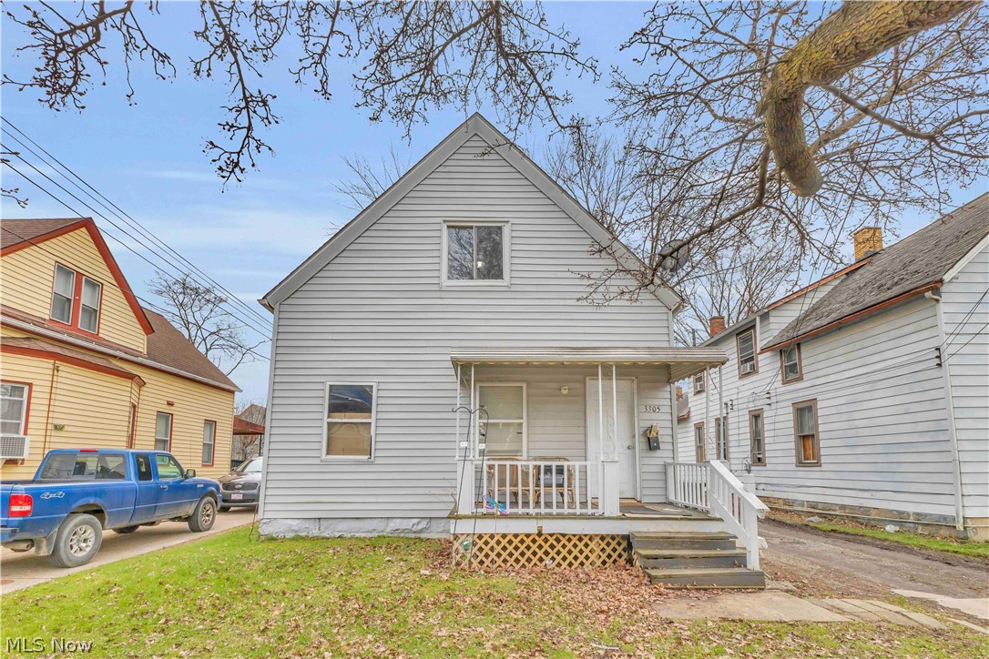 3305 Roanoke Avenue
